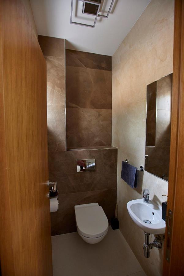 L&L Luxury Apartment 1 Donji Okrug  Eksteriør billede